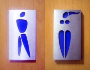 weird-toilet-signs-12